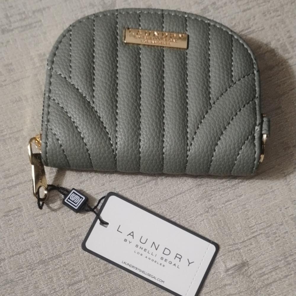 Laundry Shelli Segal Green Quilted Coin Purse